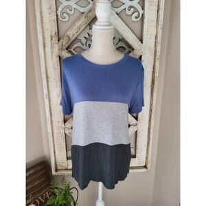 Nine Britton Colorblock Short Sleeve Tunic Tee Size Medium Blue Gray
